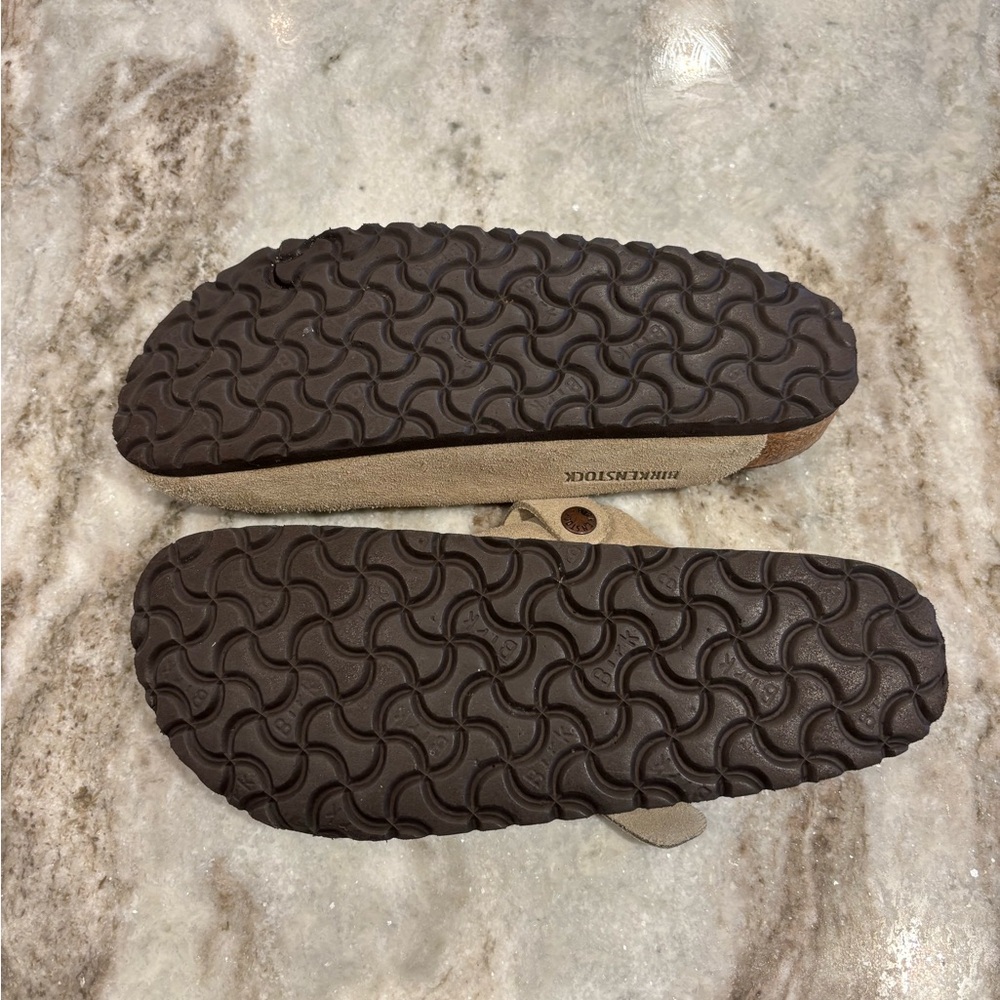 Birkenstock Boston Suede Clogs Taupe EU 38 US 7/7.5 Narrow - Picture 4 of 5